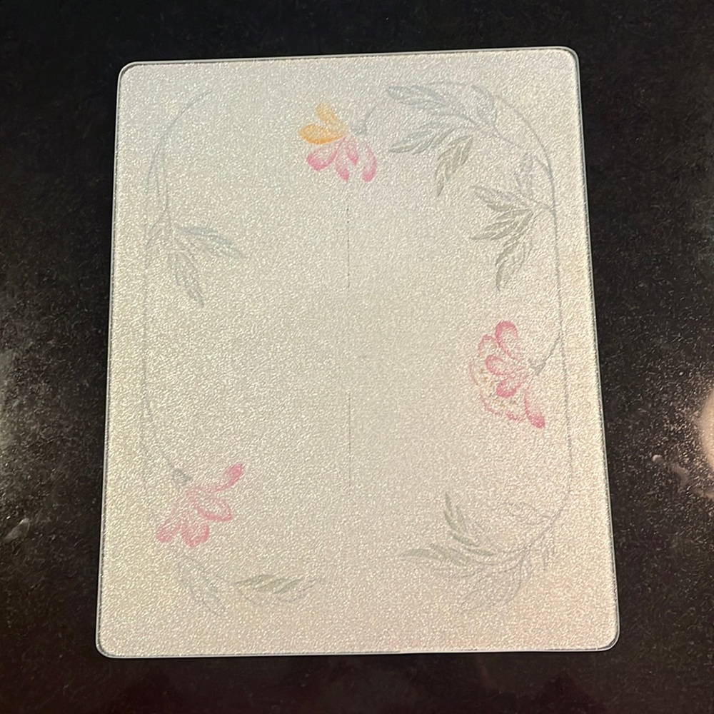 15" Counter Saver "Pink Trio" (Corelle) by CORNING